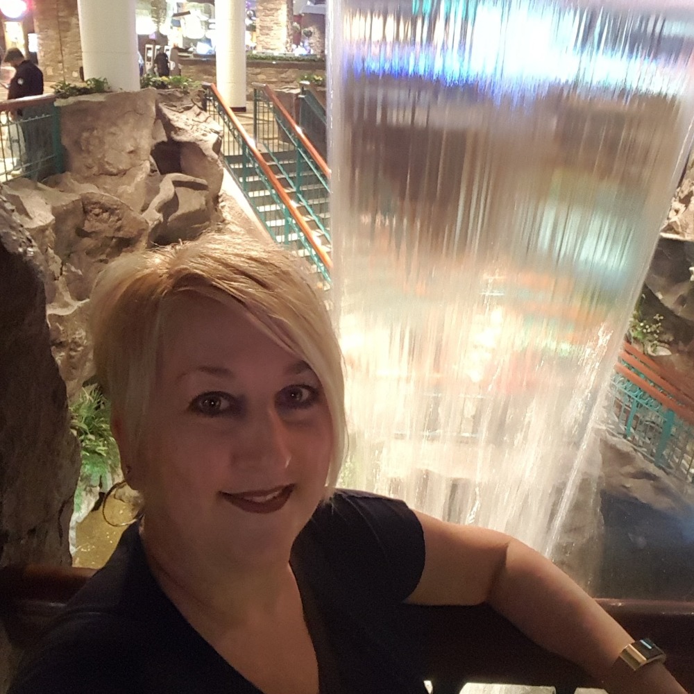 Meet your Posher, Maria